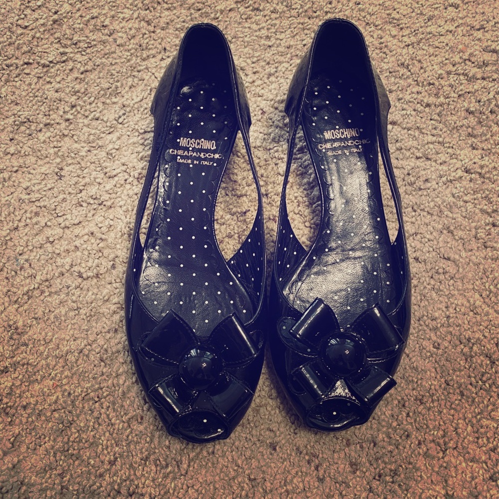 Moschino patent leather shoes